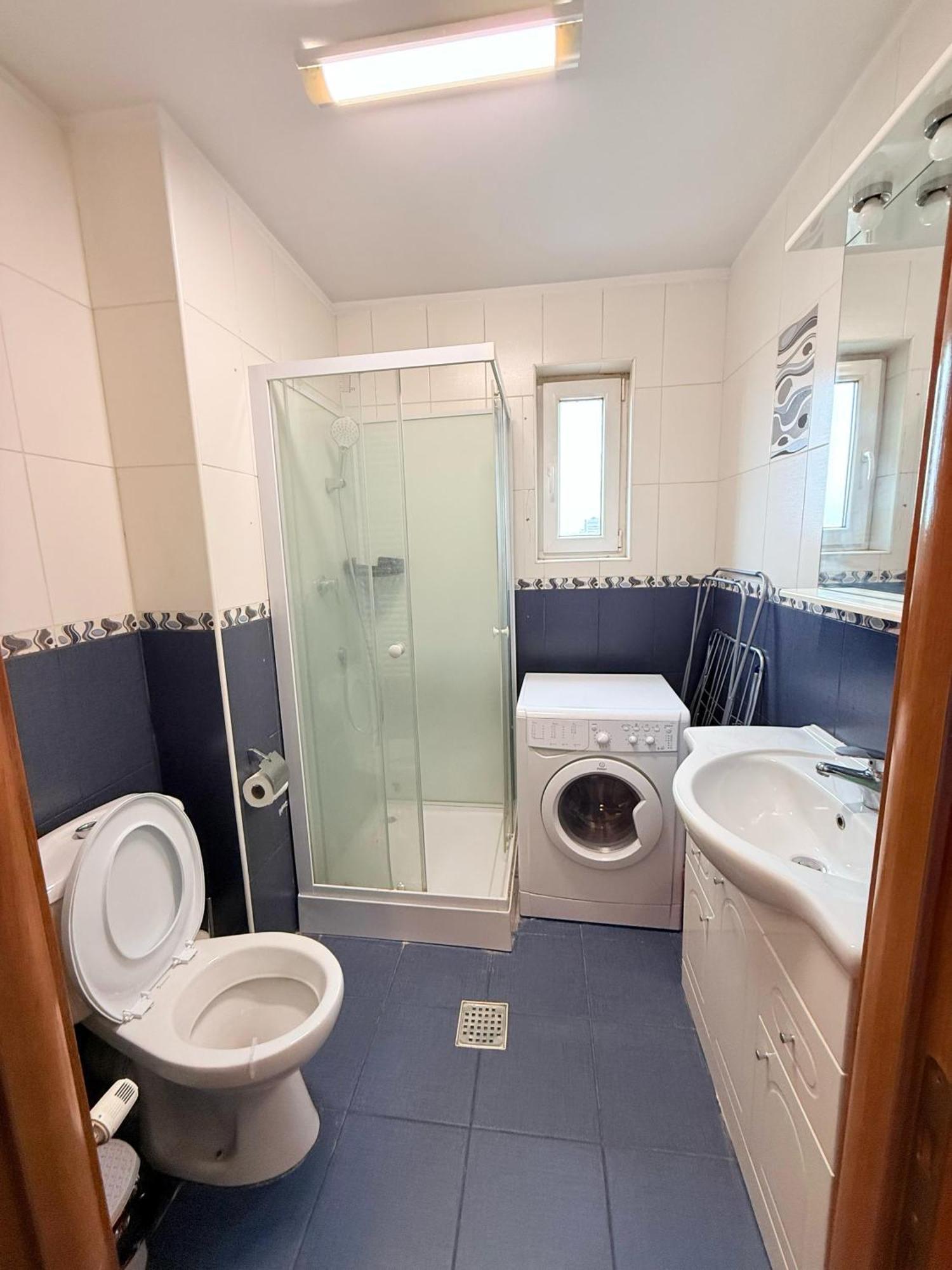 Apartament Mona's 6 *