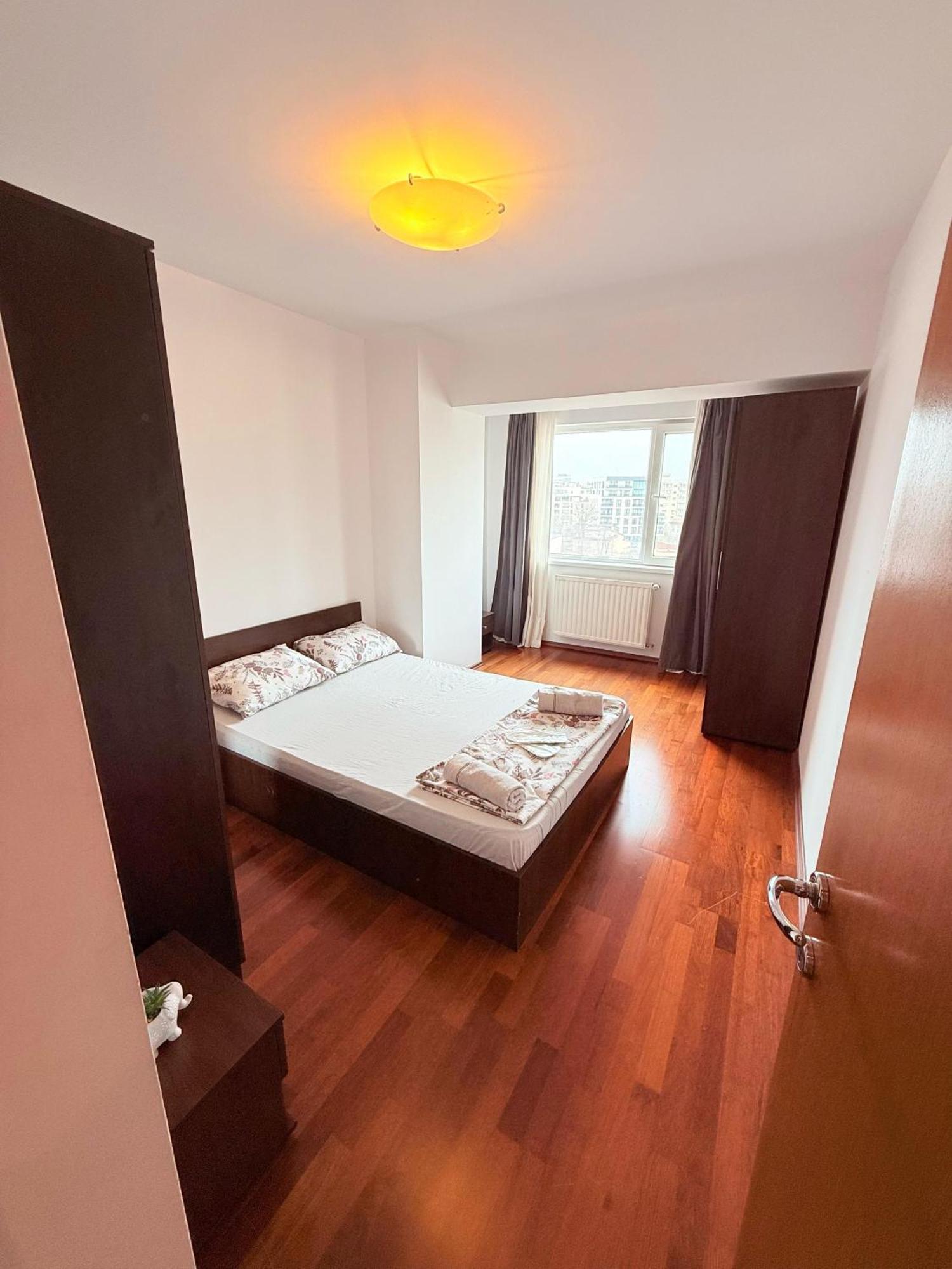 Mona's 6 Apartament